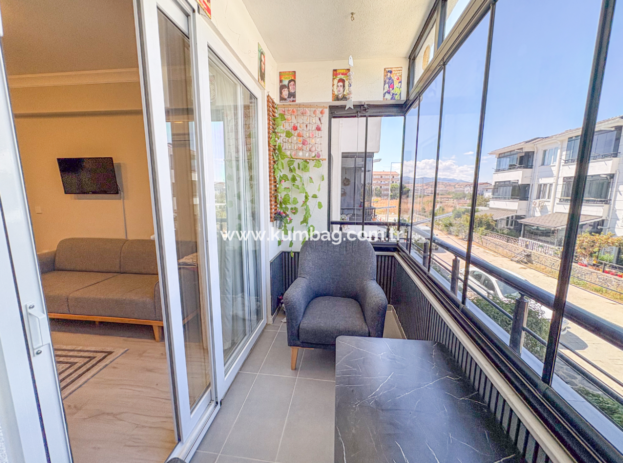 Aquaparklı Havuzlu Denize Yakın Sitede Satılık Eşyalı 1+1 Daire