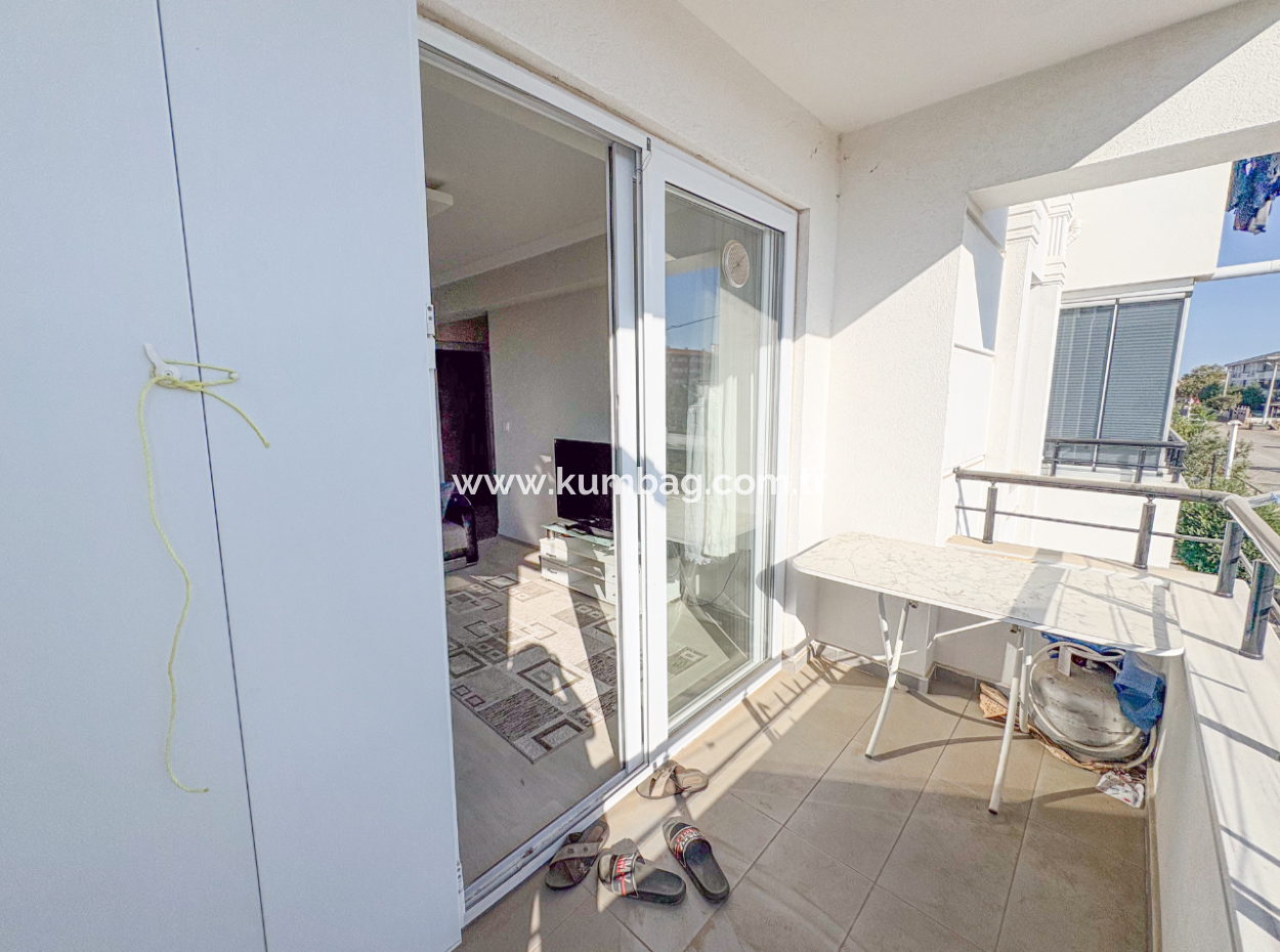Aquaparklı Havuzlu Denize Yakın Sitede Eşyalı Kiralık 1+1 Daire