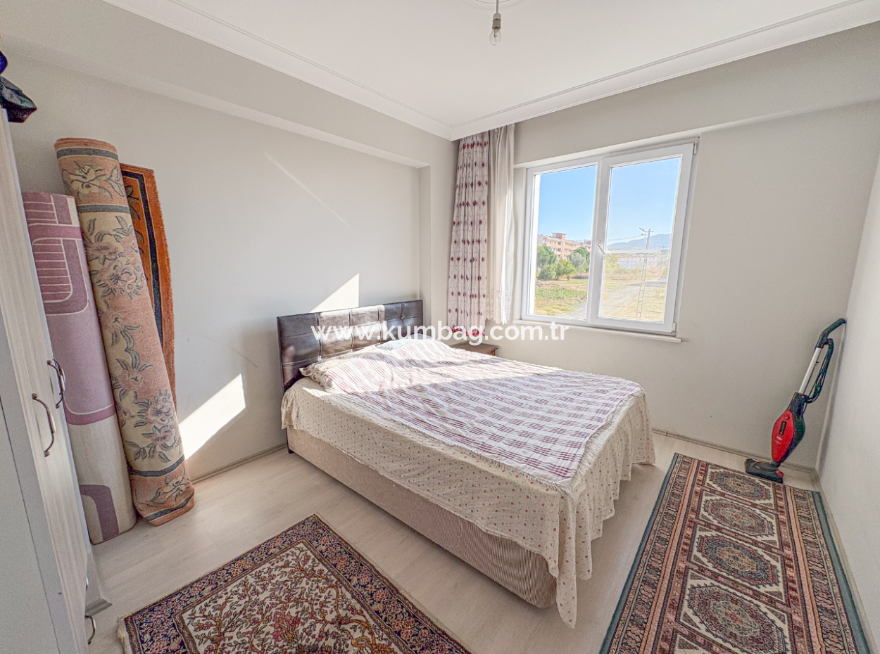 Aquaparklı Havuzlu Denize Yakın Sitede Eşyalı Kiralık 1+1 Daire