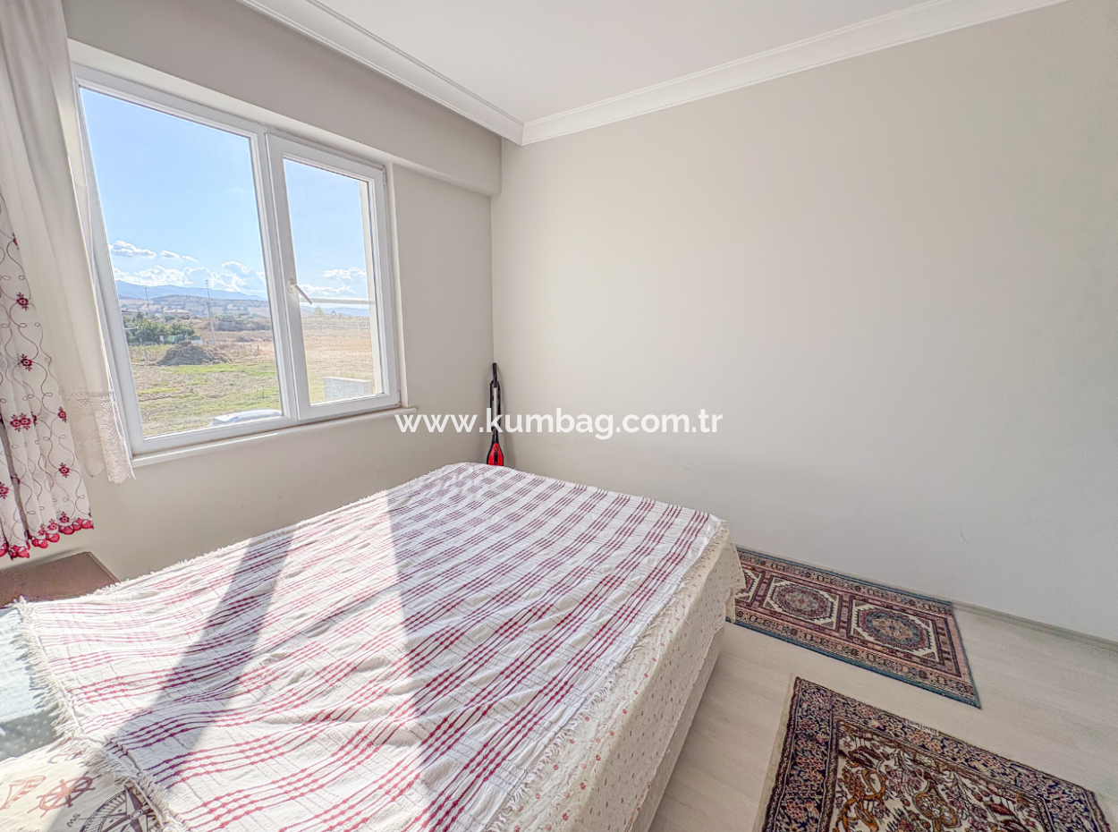 Aquaparklı Havuzlu Denize Yakın Sitede Eşyalı Kiralık 1+1 Daire
