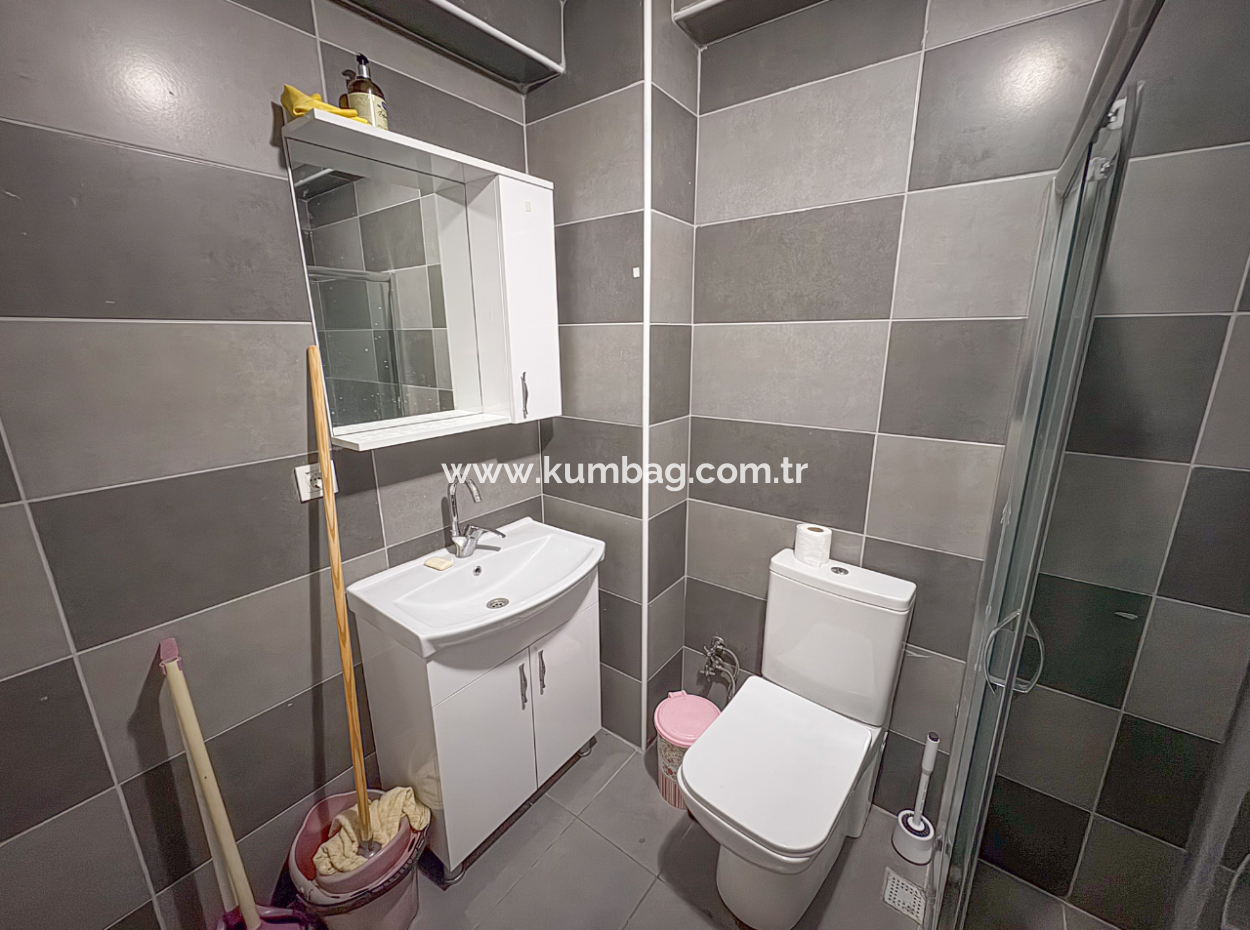Aquaparklı Havuzlu Denize Yakın Sitede Eşyalı Kiralık 1+1 Daire