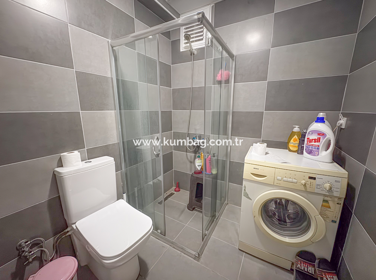 Aquaparklı Havuzlu Denize Yakın Sitede Eşyalı Kiralık 1+1 Daire