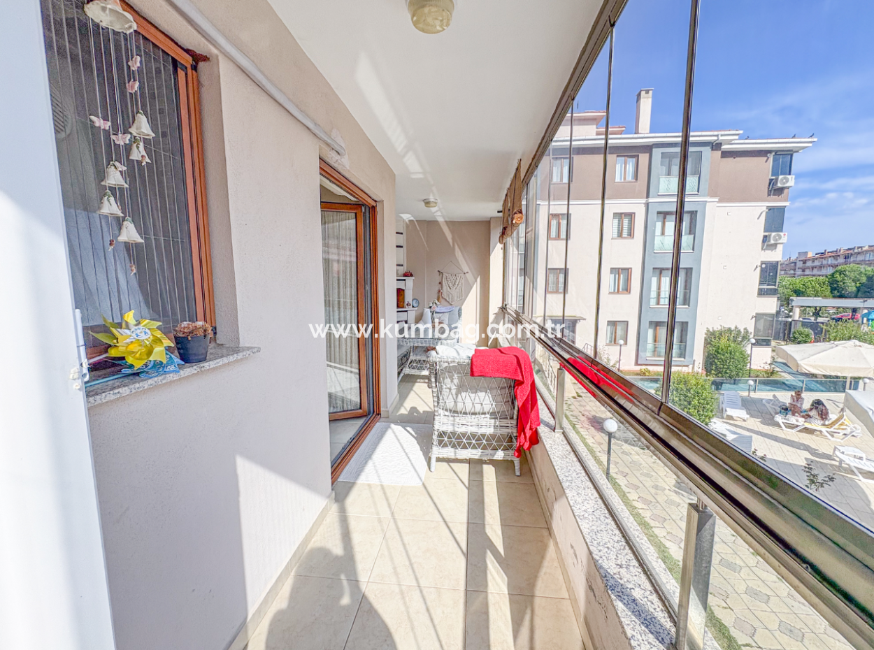 Kumbağ Doğapark Evlerinde Havuz Cephe Eşyalı Satılık 2+1 Daire