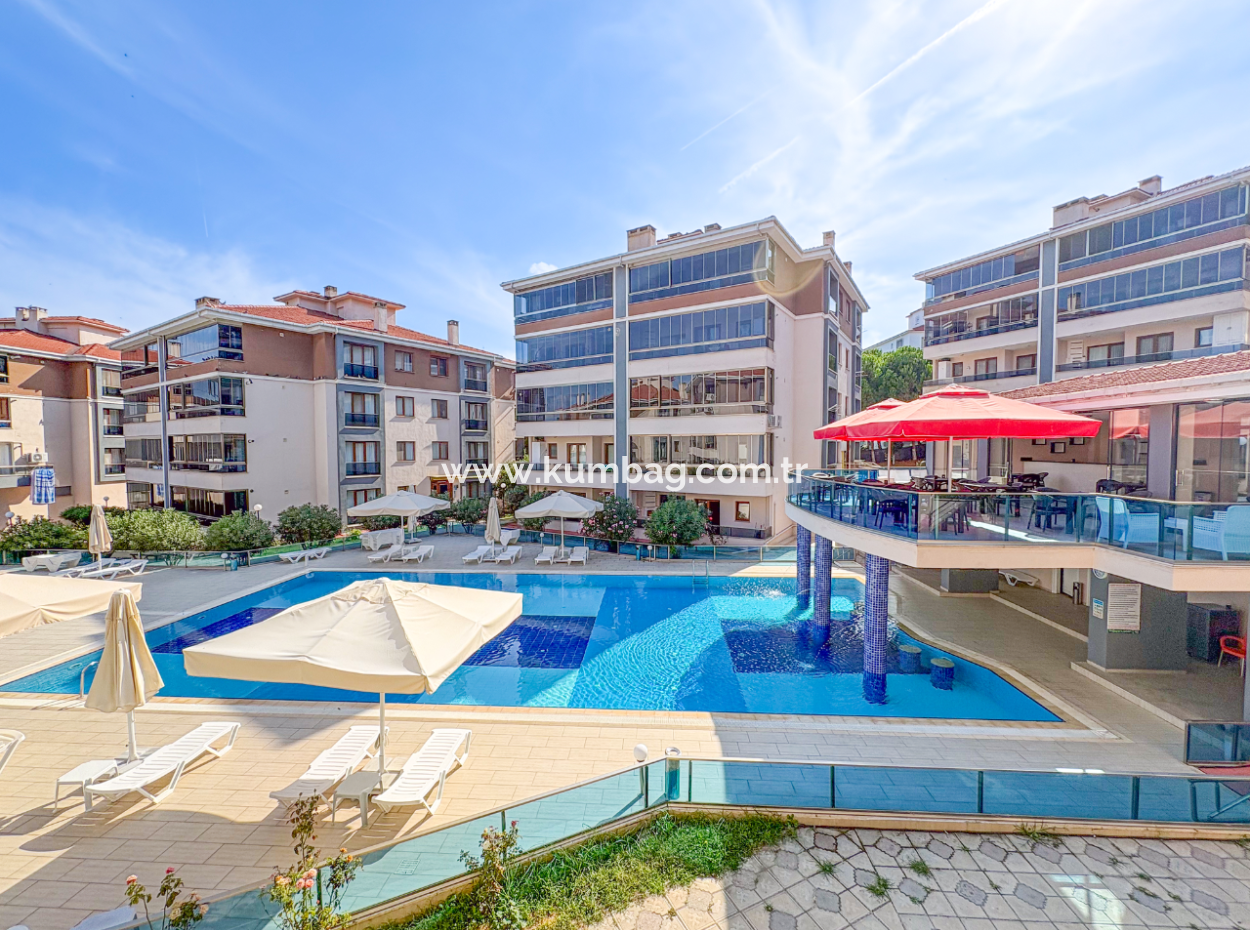 Kumbağ Doğapark Evlerinde Havuz Cephe Eşyalı Satılık 2+1 Daire