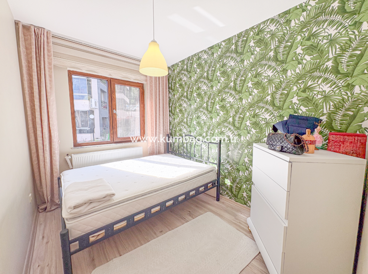 Kumbağ Doğapark Evlerinde Havuz Cephe Eşyalı Satılık 2+1 Daire