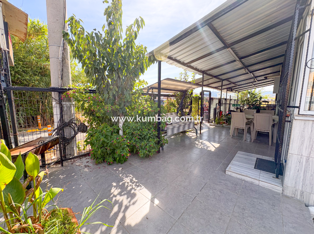 Kumbağ Caddeye Ve Denize Yakın Bahçeli 1+1 Eşyalı Kiralık Daire