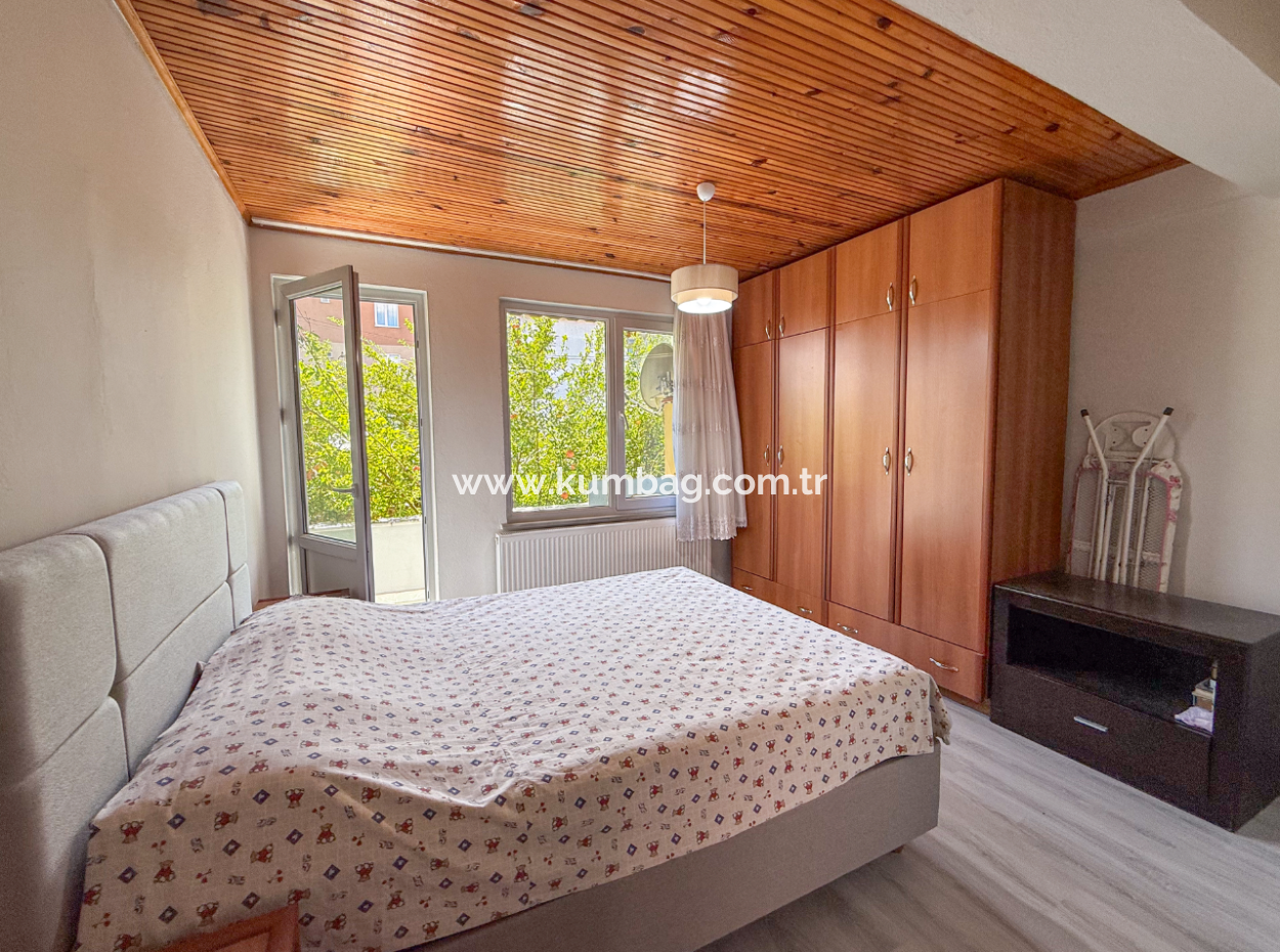 Kumbağ Pazar Sokağında Çok Geniş Full Eşyalı 2+1 Satılık Daire
