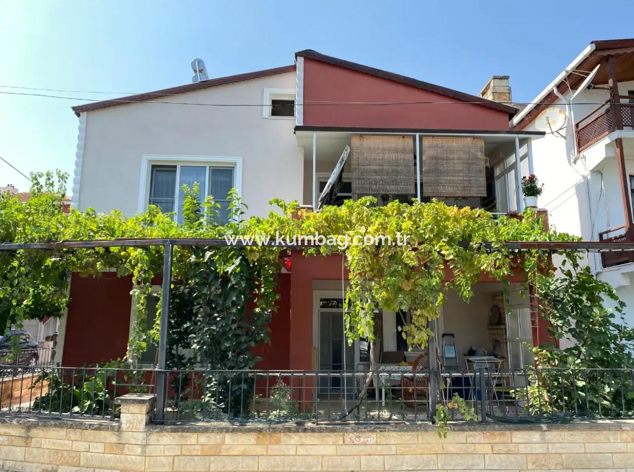 Kumbağ Denize Sıfır Site İçinde Eşyalı Geniş 2+1 Satılık Yazlık