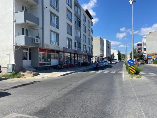 Altınova,Mahallesi'nin En İşlek Caddesinde Kiralık Dükkan