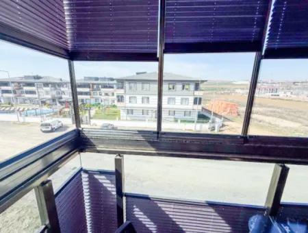 Kumbağ'da Yeni Lüks 2+1 Denize Yakın Satılık Köşe Daire