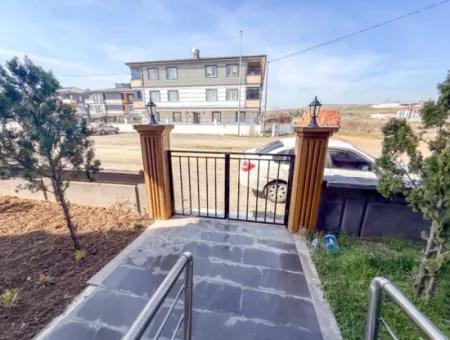 Kumbağ'da Yeni Lüks 2+1 Denize Yakın Satılık Köşe Daire