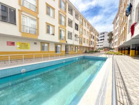 Kumbağ Köy İçi Mevkii Havuzlu Doğa Manzaralı Satılık 2+1 Daire