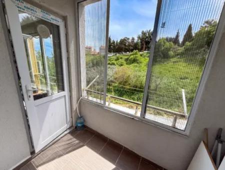 Kumbağ Köy İçi Mevkii Havuzlu Doğa Manzaralı Satılık 2+1 Daire