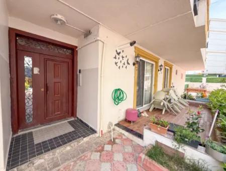 Kumbağ Köy İçi Mevkii Havuzlu Doğa Manzaralı Satılık 2+1 Daire