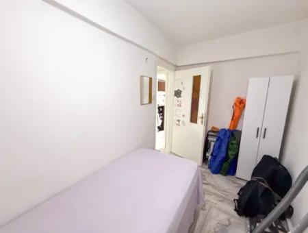 Kumbağ'da Deniz Manzaralı Ana Cadde Üzerinde Satılık 2+1 Daire