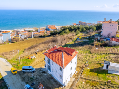 Kumbağ'da Panoramik Deniz Manzaralı Satılık Sıfır 1+1 Daire