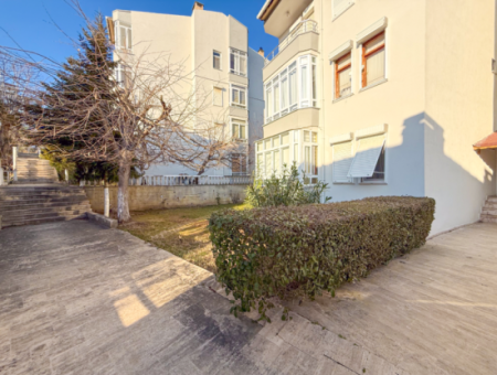 Kumbağ Denize Sıfır Gözde Sitesinde Satılık Çok Geniş 2+1 Daire