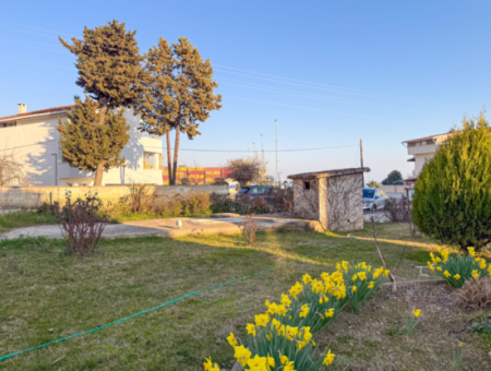Kumbağ Denize Sıfır Gözde Sitesinde Satılık Çok Geniş 2+1 Daire