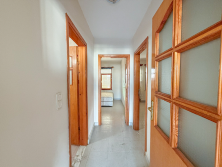 Kumbağ Denize Sıfır Gözde Sitesinde Satılık Çok Geniş 2+1 Daire