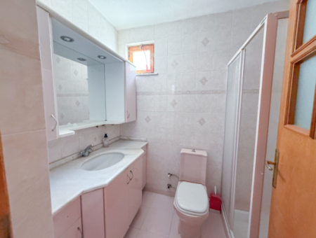 Kumbağ Denize Sıfır Gözde Sitesinde Satılık Çok Geniş 2+1 Daire