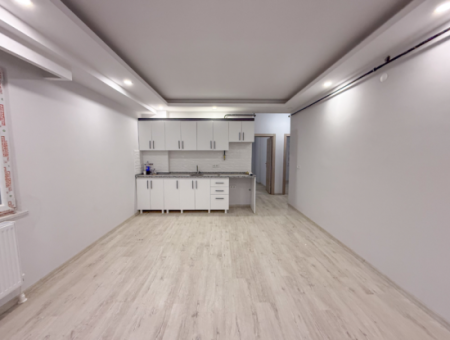 Havuzlu Aquaparklı Güvenlikli Sitede Sıfır Satılık Köşe 2+1 Daire