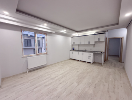 Havuzlu Aquaparklı Güvenlikli Sitede Sıfır Satılık Köşe 2+1 Daire