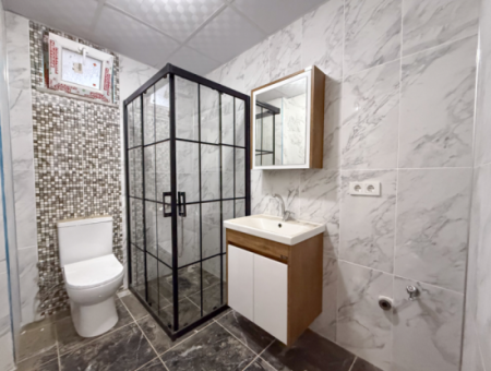Havuzlu Aquaparklı Güvenlikli Sitede Sıfır Satılık Köşe 2+1 Daire