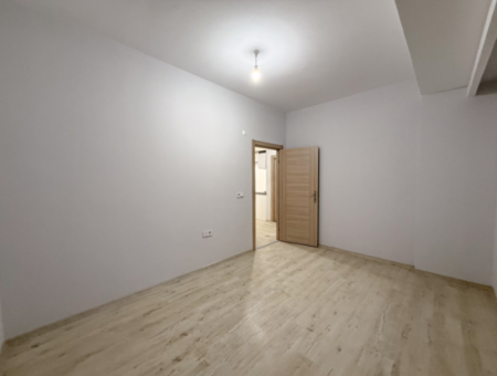 Havuzlu Aquaparklı Güvenlikli Sitede Sıfır Satılık Köşe 2+1 Daire