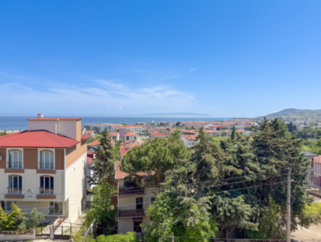 Kumbağ'da Deniz Manzaralı Geniş Balkonlu Satılık Sıfır 2+1 Daire