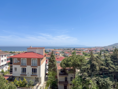 Kumbağ'da Deniz Manzaralı Geniş Balkonlu Satılık Sıfır 2+1 Daire