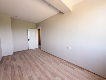 Kumbağ Havuzlu Sitede Denize Yakın Kiralık Lüks 2+1 Daireler