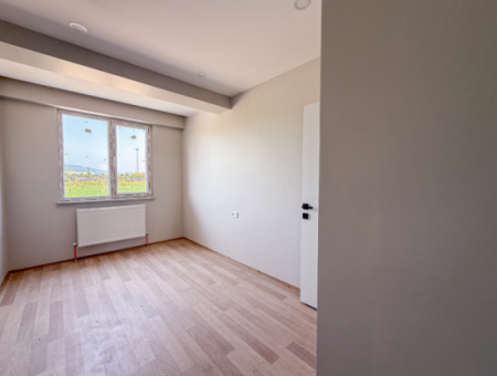 Kumbağ Havuzlu Sitede Denize Yakın Kiralık Lüks 2+1 Daireler
