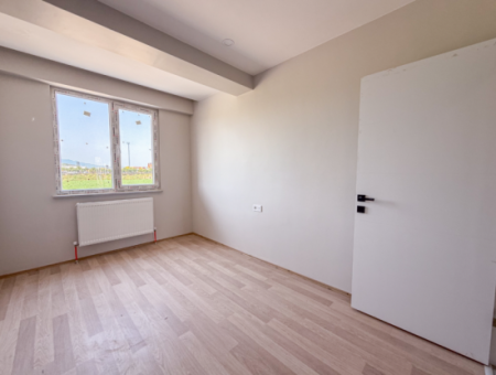 Kumbağ Havuzlu Sitede Denize Yakın Kiralık Lüks 2+1 Daireler