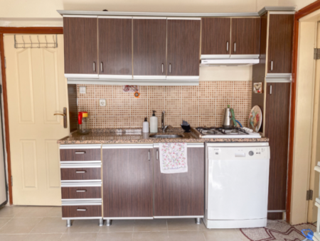 Kumbağ Cadde Üzerinde Satılık 2+1 Bahçe Kat Daire