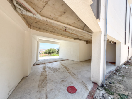 Kumbağ'da Deniz Manzaralı Geniş Balkonlu Kiralık Sıfır 2+1 Daire