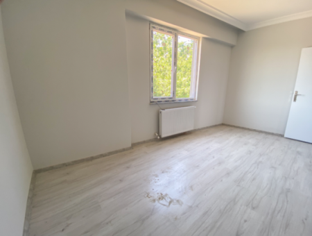 Kumbağ'da Deniz Manzaralı Geniş Balkonlu Kiralık Sıfır 2+1 Daire
