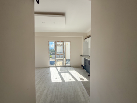 Kumbağ Havuzlu Sitede Denize Yakın Kiralık 2+1 Sıfır Daireler