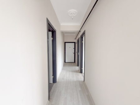 Kumbağ Havuzlu Sitede Denize Yakın Kiralık 2+1 Sıfır Daireler