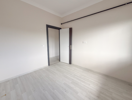 Kumbağ Havuzlu Sitede Denize Yakın Kiralık 2+1 Sıfır Daireler