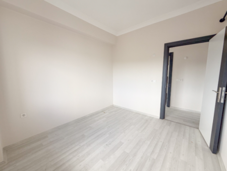 Kumbağ Havuzlu Sitede Denize Yakın Kiralık 2+1 Sıfır Daireler