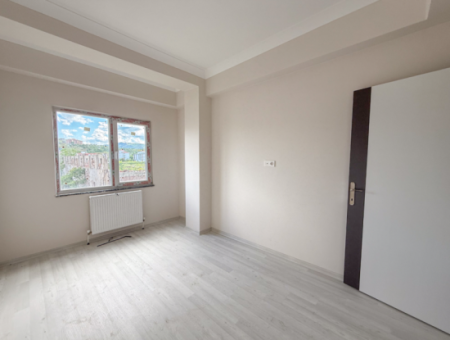 Kumbağ Havuzlu Sitede Denize Yakın Kiralık 2+1 Sıfır Daireler