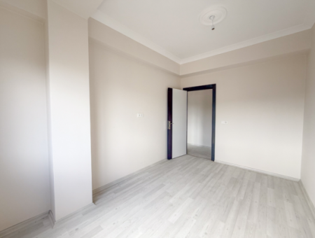 Kumbağ Havuzlu Sitede Denize Yakın Kiralık 2+1 Sıfır Daireler
