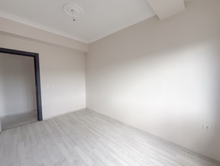 Kumbağ Havuzlu Sitede Denize Yakın Kiralık 2+1 Sıfır Daireler