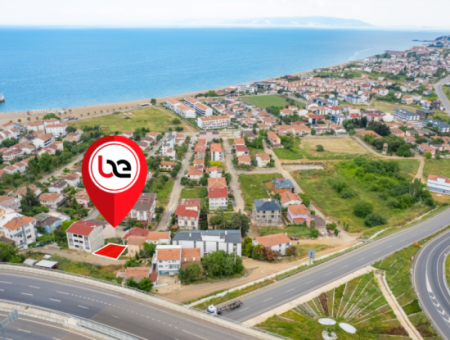 Komple Deniz Manzaralı Plaja Yakın Bitişik Nizam Satılık Arsa