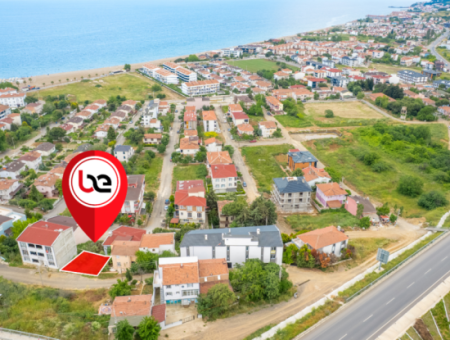 Komple Deniz Manzaralı Plaja Yakın Bitişik Nizam Satılık Arsa