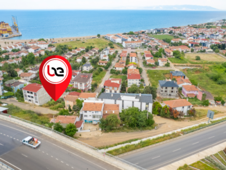 Komple Deniz Manzaralı Plaja Yakın Bitişik Nizam Satılık Arsa
