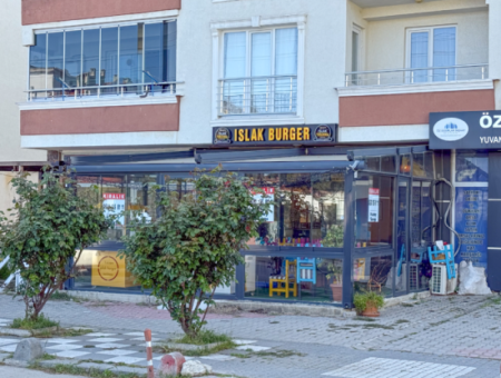 Kumbağ Cadde Üstünde Devren Kiralık Taksim Islak Burger Dükkanı