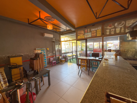Kumbağ Cadde Üstünde Devren Kiralık Taksim Islak Burger Dükkanı