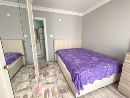 Kumbağ'da Denize Sıfır Havuzlu Sitede Sezonluk Kiralık 2+1 Daire