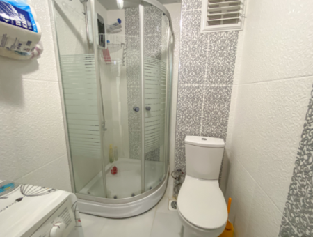 Kumbağ'da Denize Sıfır Havuzlu Sitede Sezonluk Kiralık 2+1 Daire